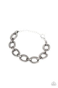 PAPARAZZI BRACELET Industrial Amazon - Silver