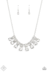 PAPARAZZI NECKLACE Sparkly Ever After